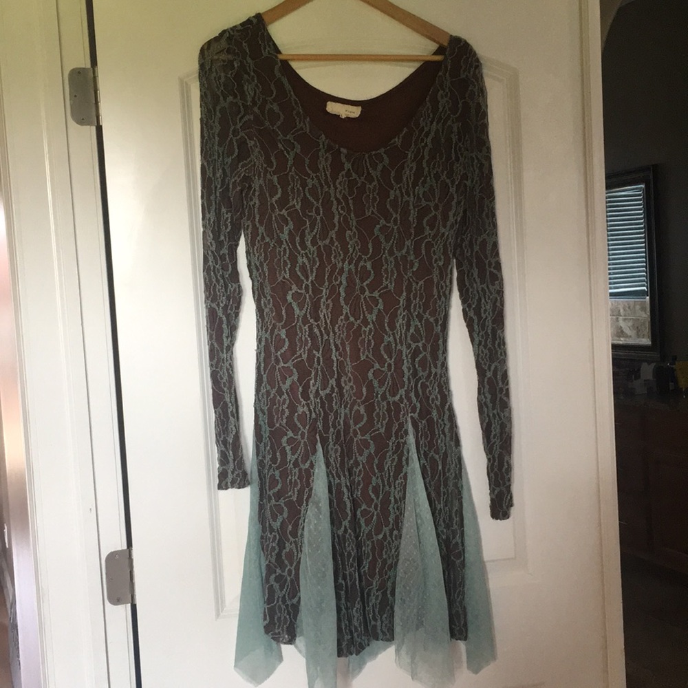 Lace dress size large